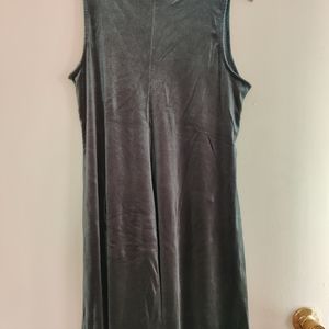Emerald Velvet Dress